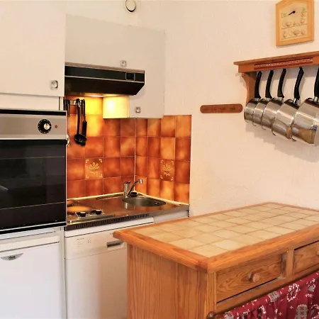 Apartment 4 Couchages A Vars Les Claux, Balcon, Proche Pistes Et Commerces - Fr-1-330b-140